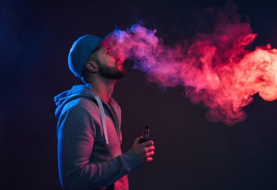 Why vape? Pros and Cons - FRUNK BAR