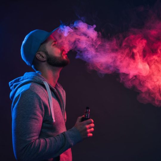 Why vape? Pros and Cons - FRUNK BAR